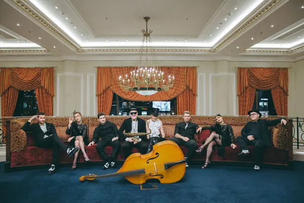 Шоу на Gatsby вечеринке от кавер группы Gatsby Orchestra и шоу-балета Gold Diggers в банкетном зале отеля Ritz Carlton (Москва) — фото 6